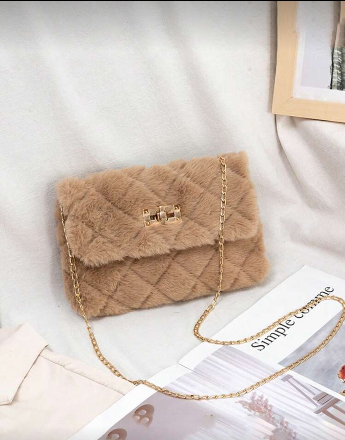 KHAKI FUR PURSE😍